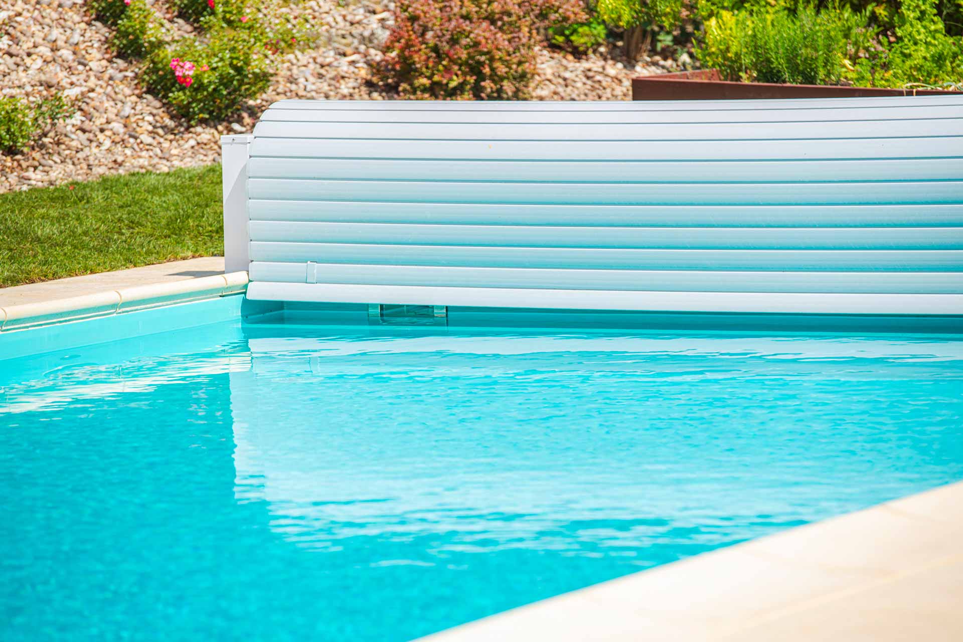 Non-Climbable Zone on a Boundary Pool Fence